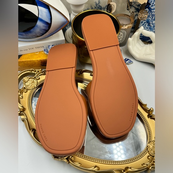🆕 TORY BURCH 🧿 NWOT Double T Monogram Padded Leather Slide Sandals - Size US7 - Picture 13 of 13